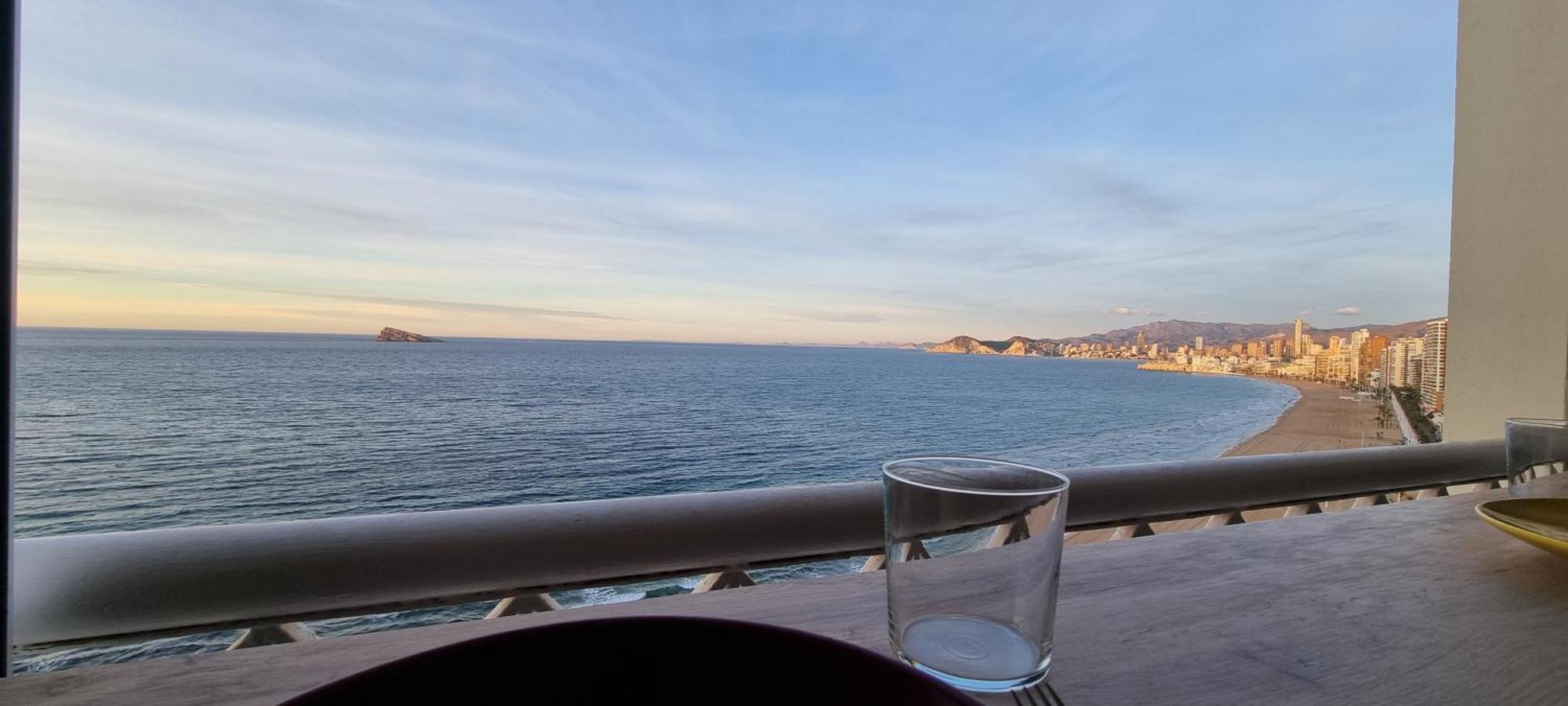 Principado Benidorm Suites Levante エクステリア 写真
